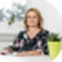 Sandra Steffen, CFO und CHRO, KMS AG. Kundenstimme zu LEADO